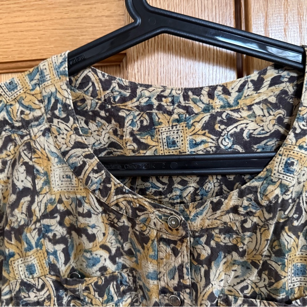 Patterned Tunic - Picture 4 of 6